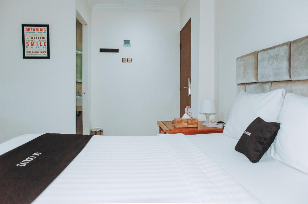 Hotel Ds Colive Marina Airport Semarang Exterior foto